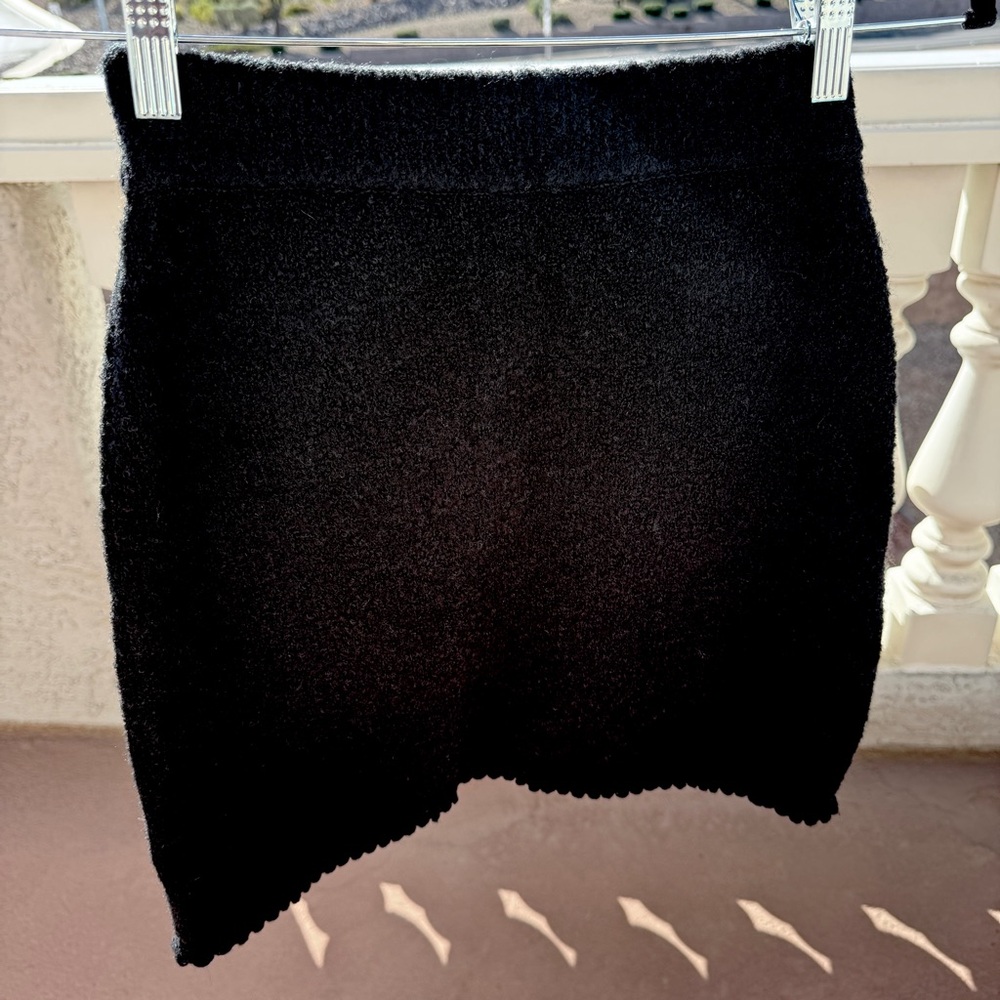 Miu Miu Bouclé Wool Mini Skirt Black Stretch Made in Italy IT 36 XS - Picture 15 of 17